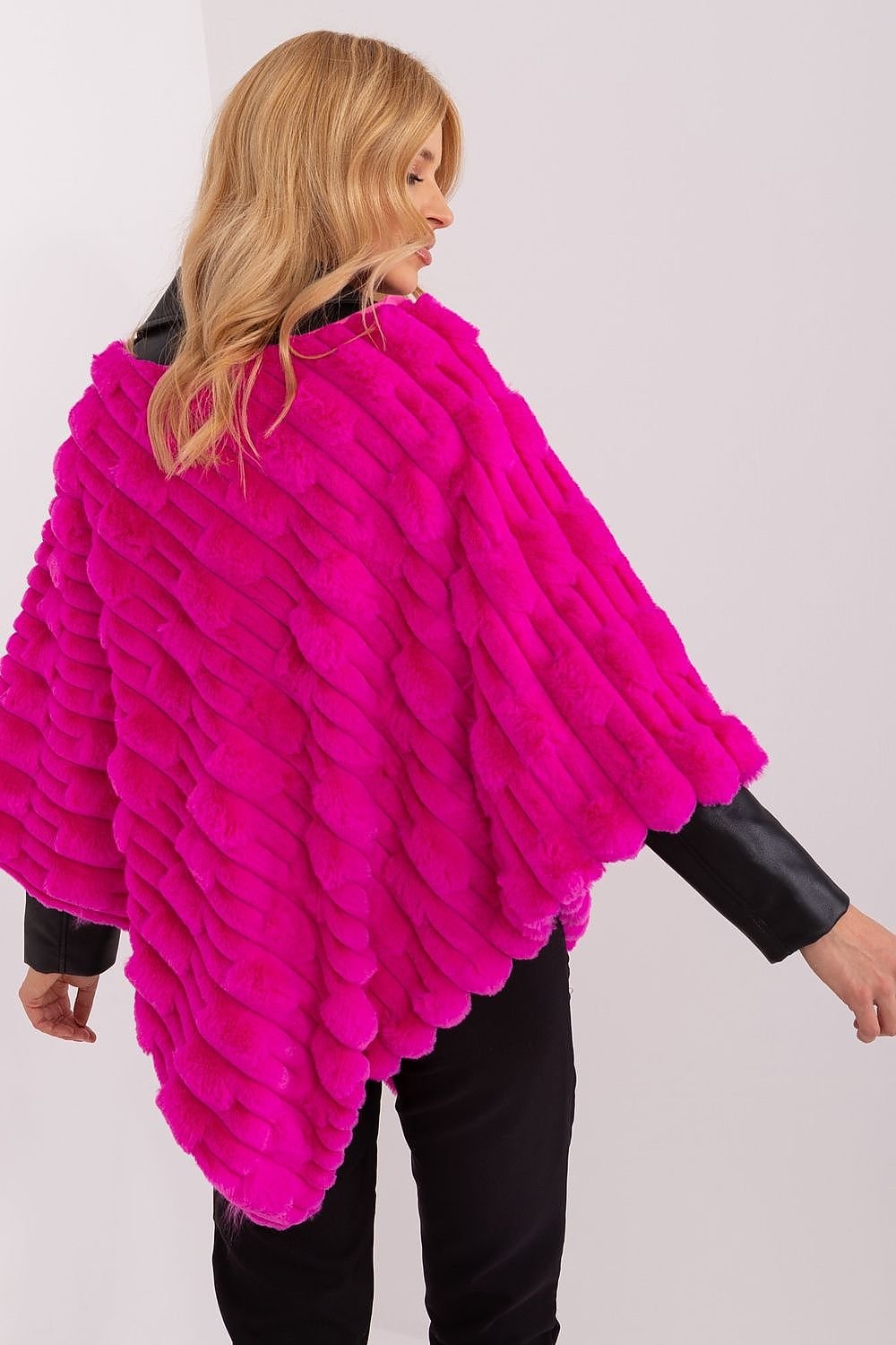  Poncho model 190863 AT 