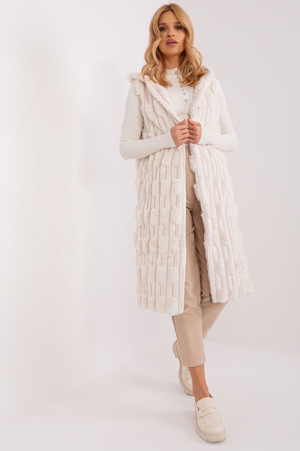  Gilet model 190867 AT 