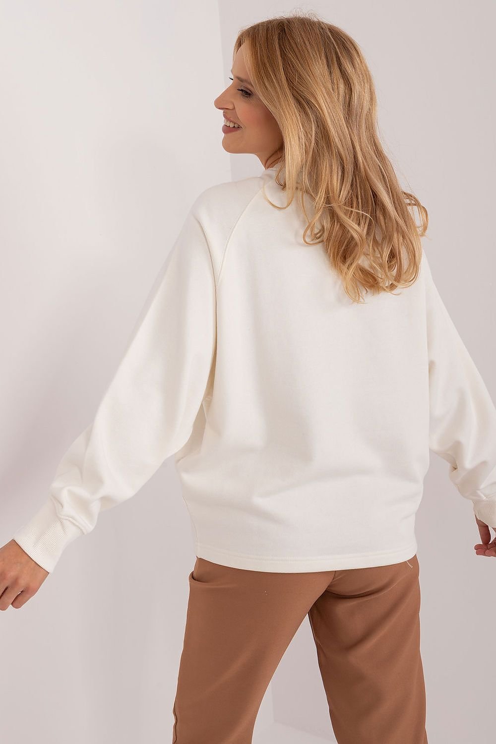  Sweatshirt model 193502 Sublevel 