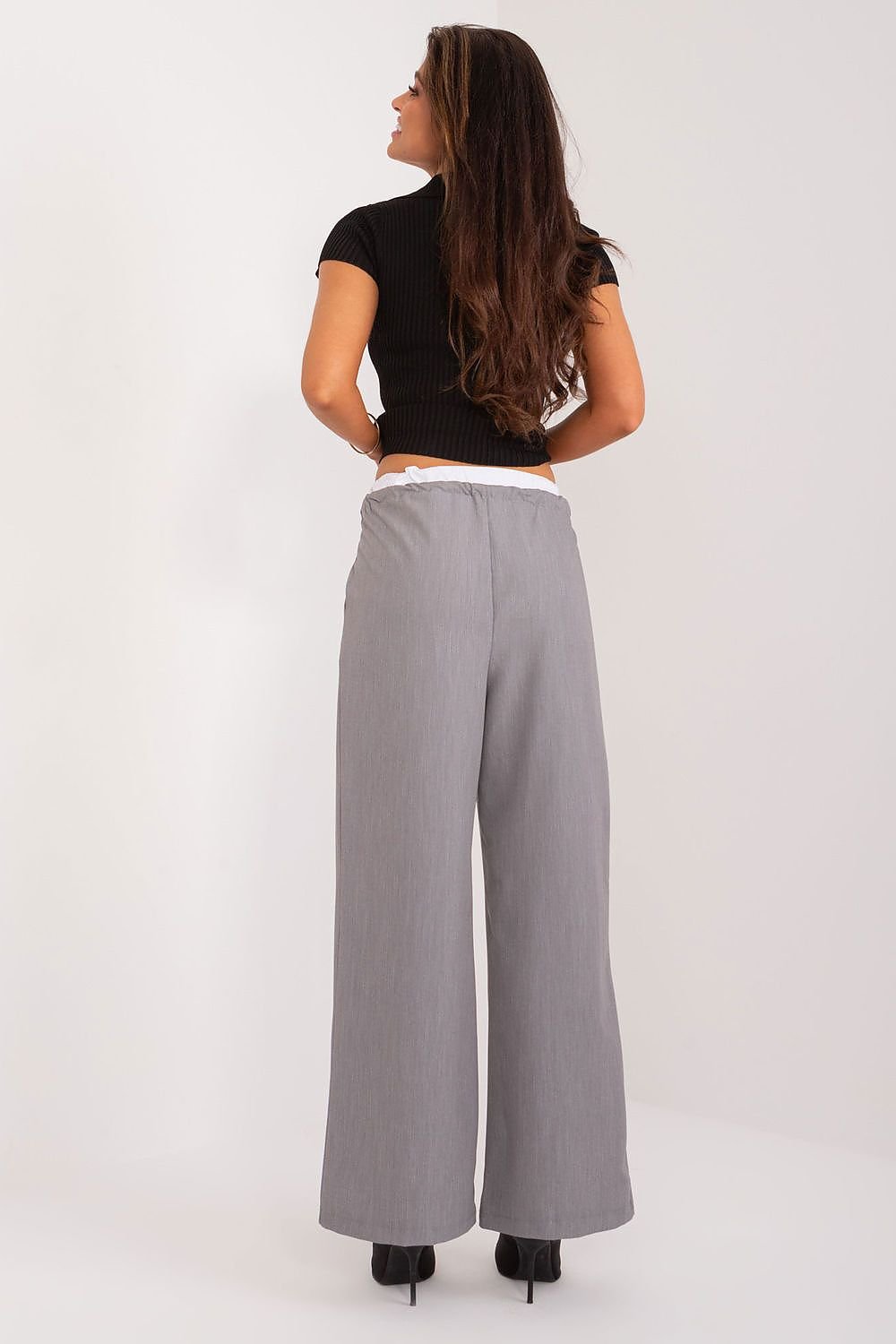  Women trousers model 196172 Italy Moda 