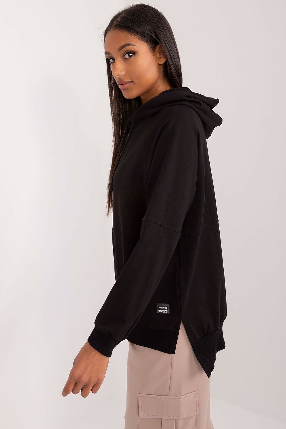  Sweatshirt model 197071 Relevance 