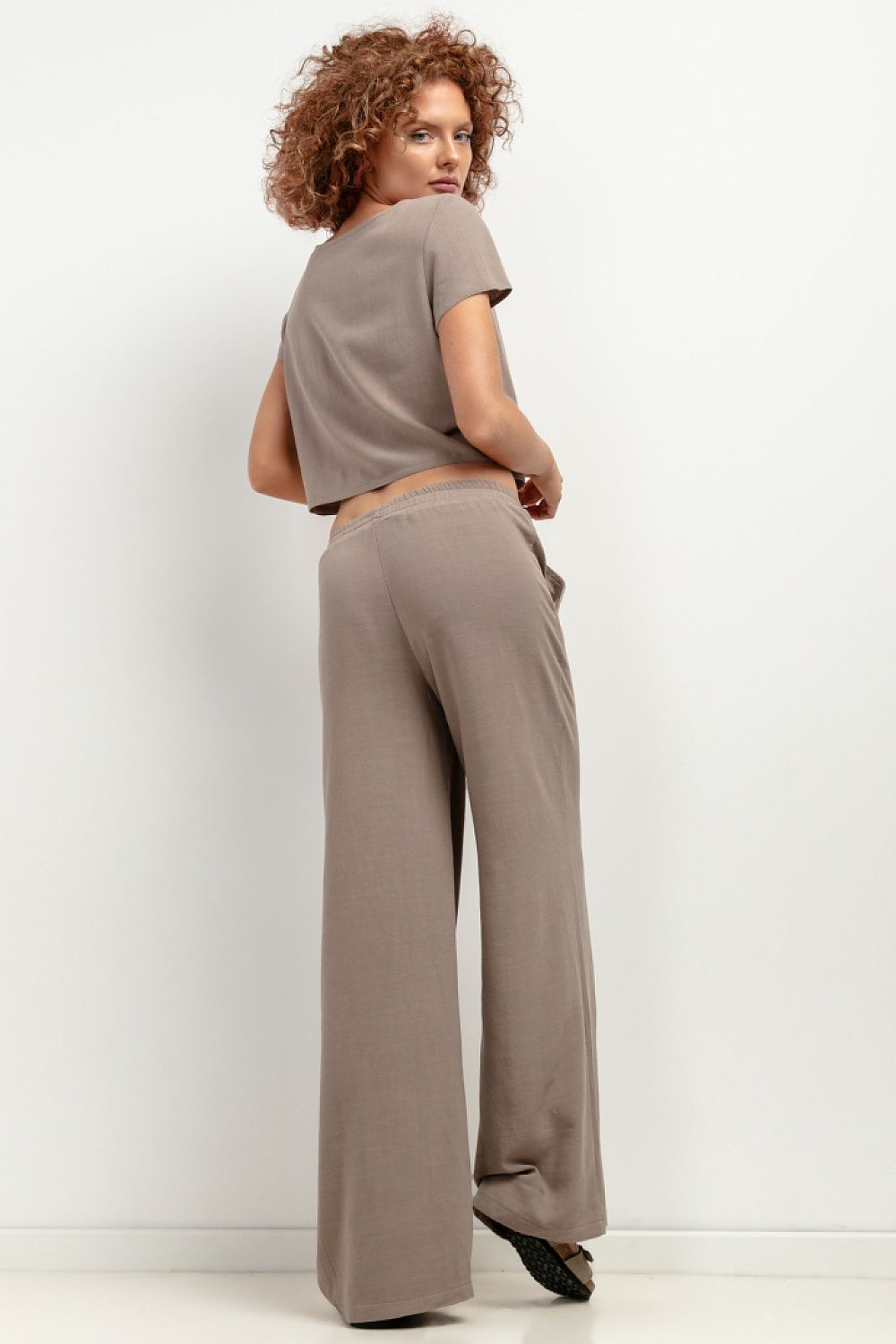  Women trousers model 198551 Tessita 