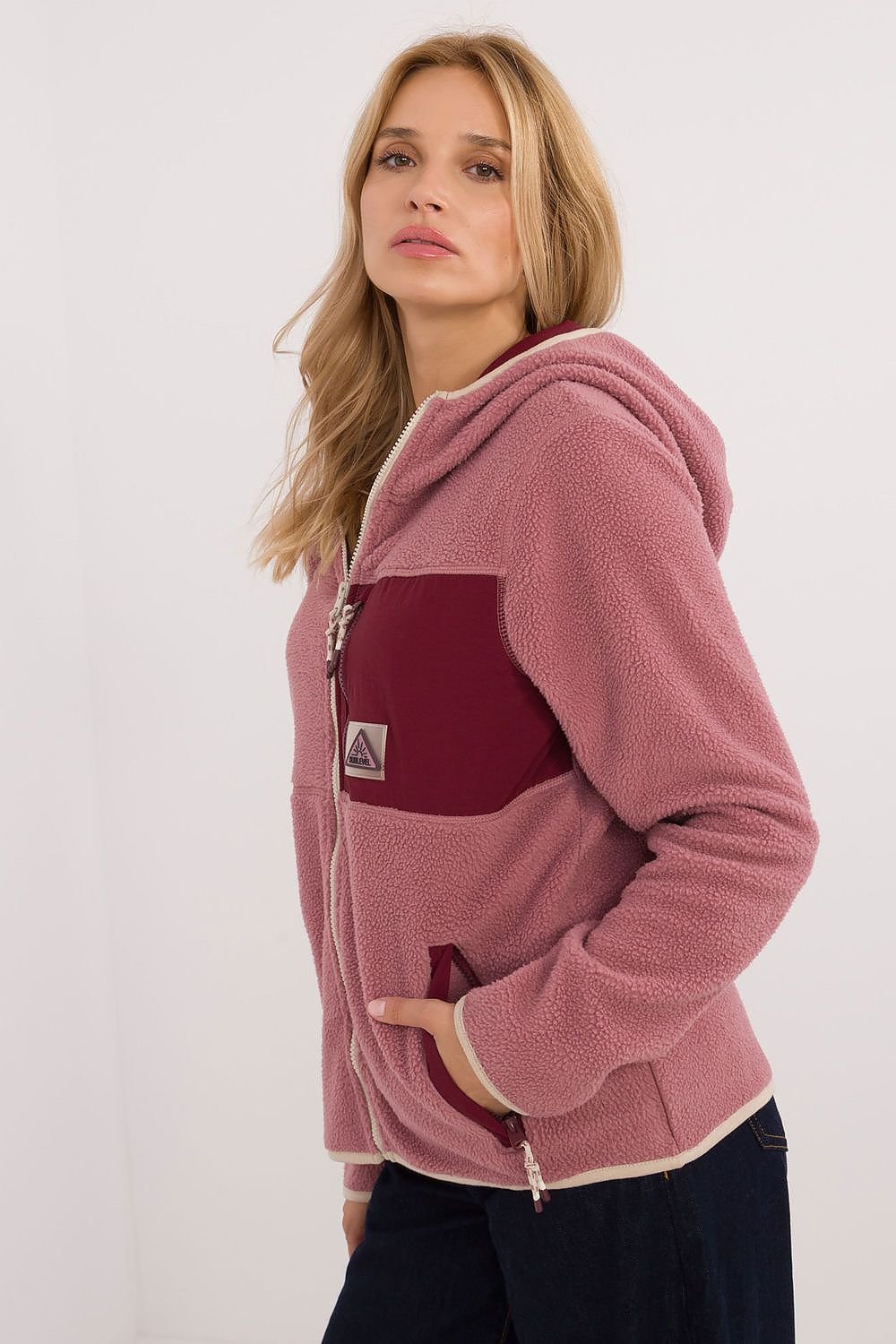  Sweatshirt model 200436 Sublevel 