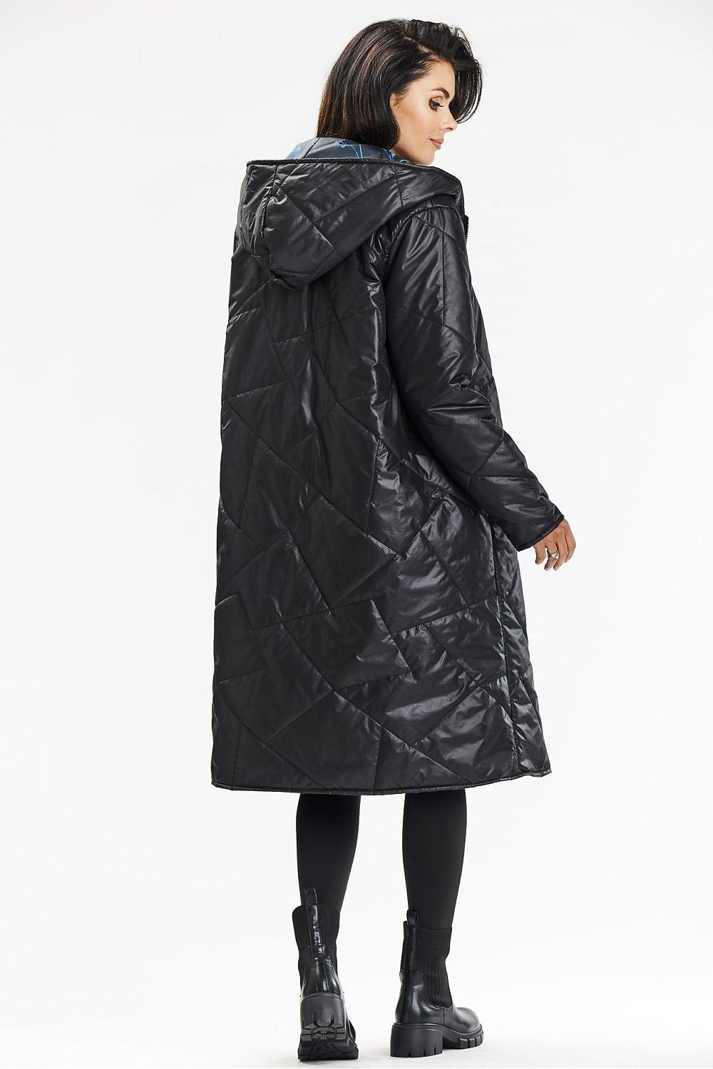  Coat model 200549 awama 