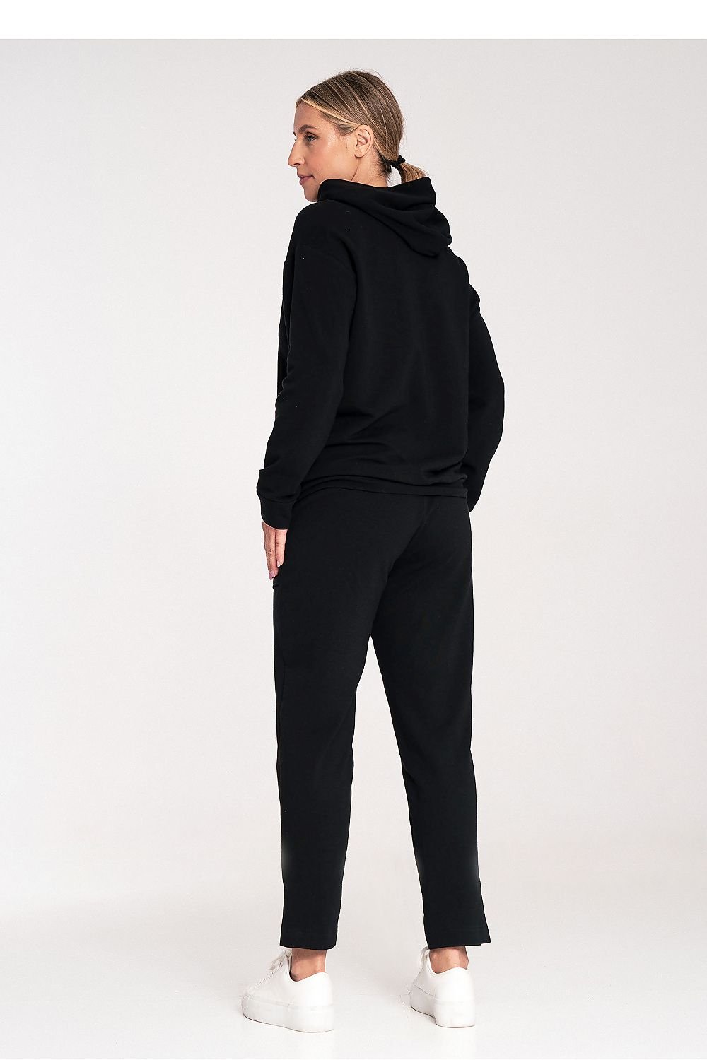  Tracksuit trousers model 201482 Figl 