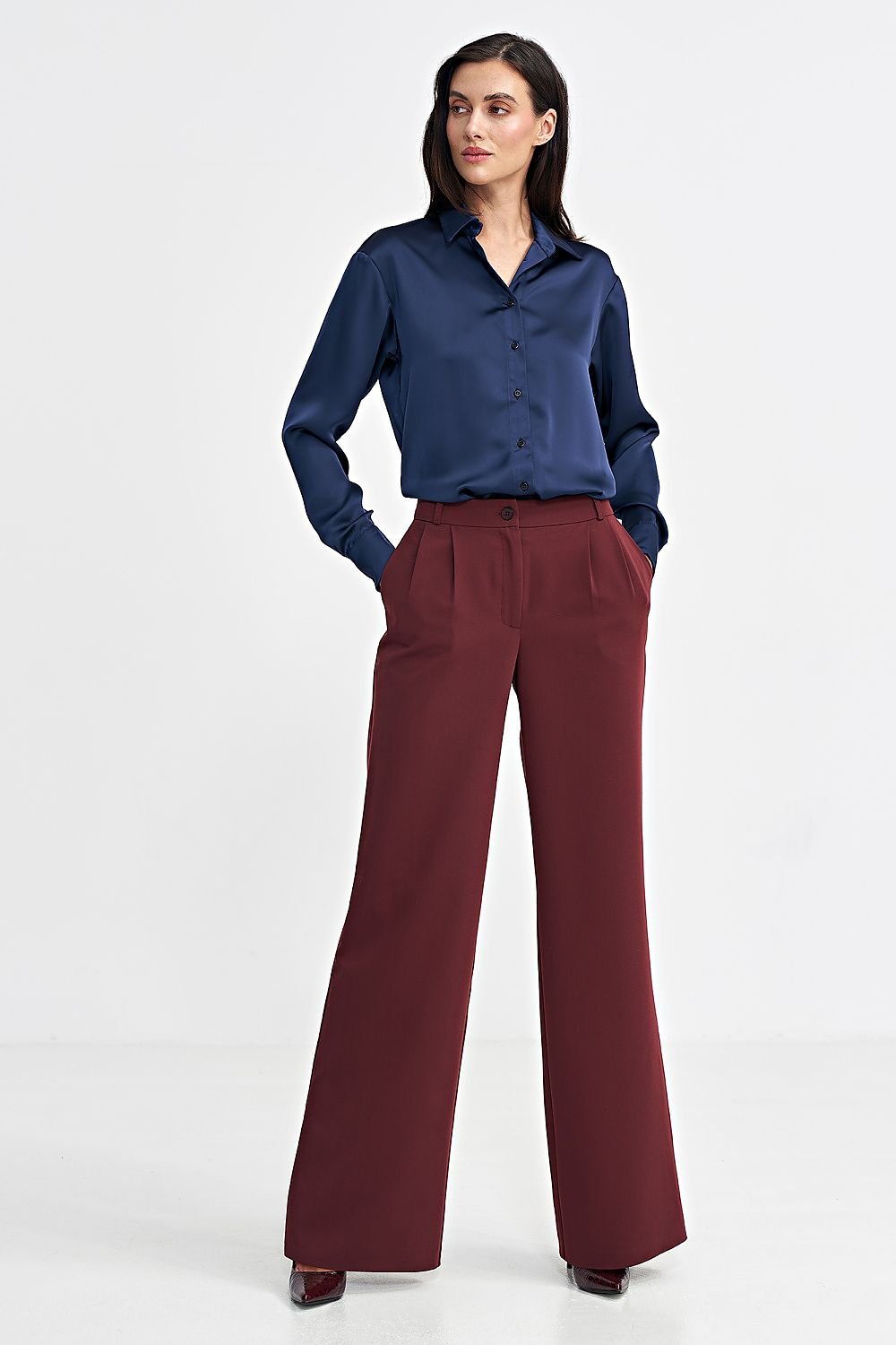  Trousers model 202475 Nife 