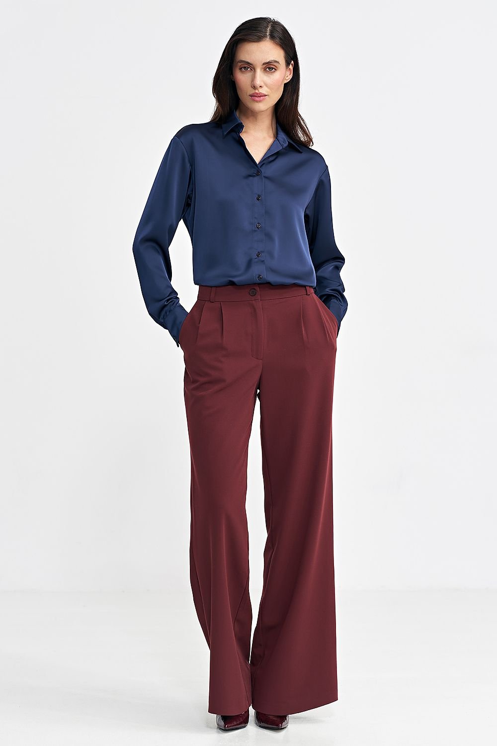  Trousers model 202475 Nife 