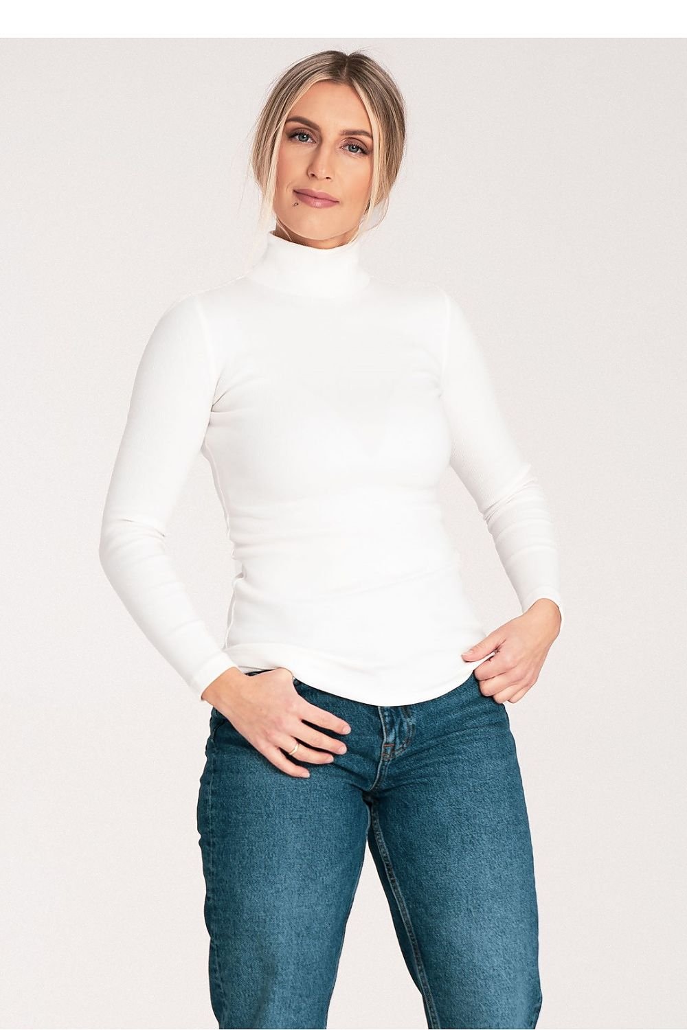  Turtleneck model 203355 Figl 