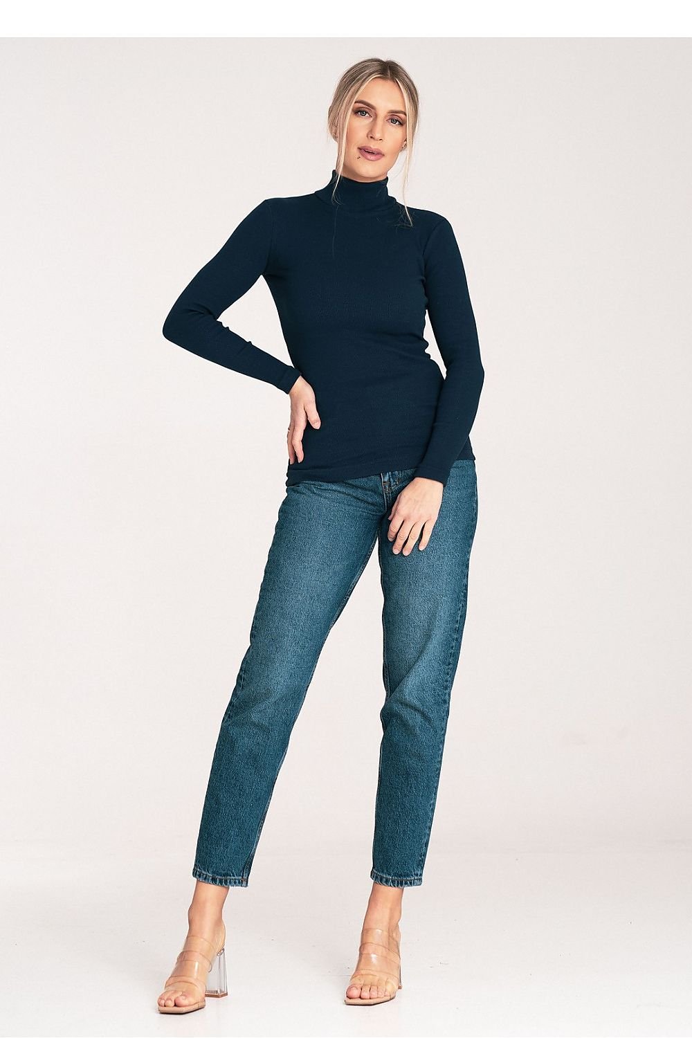  Turtleneck model 203358 Figl 