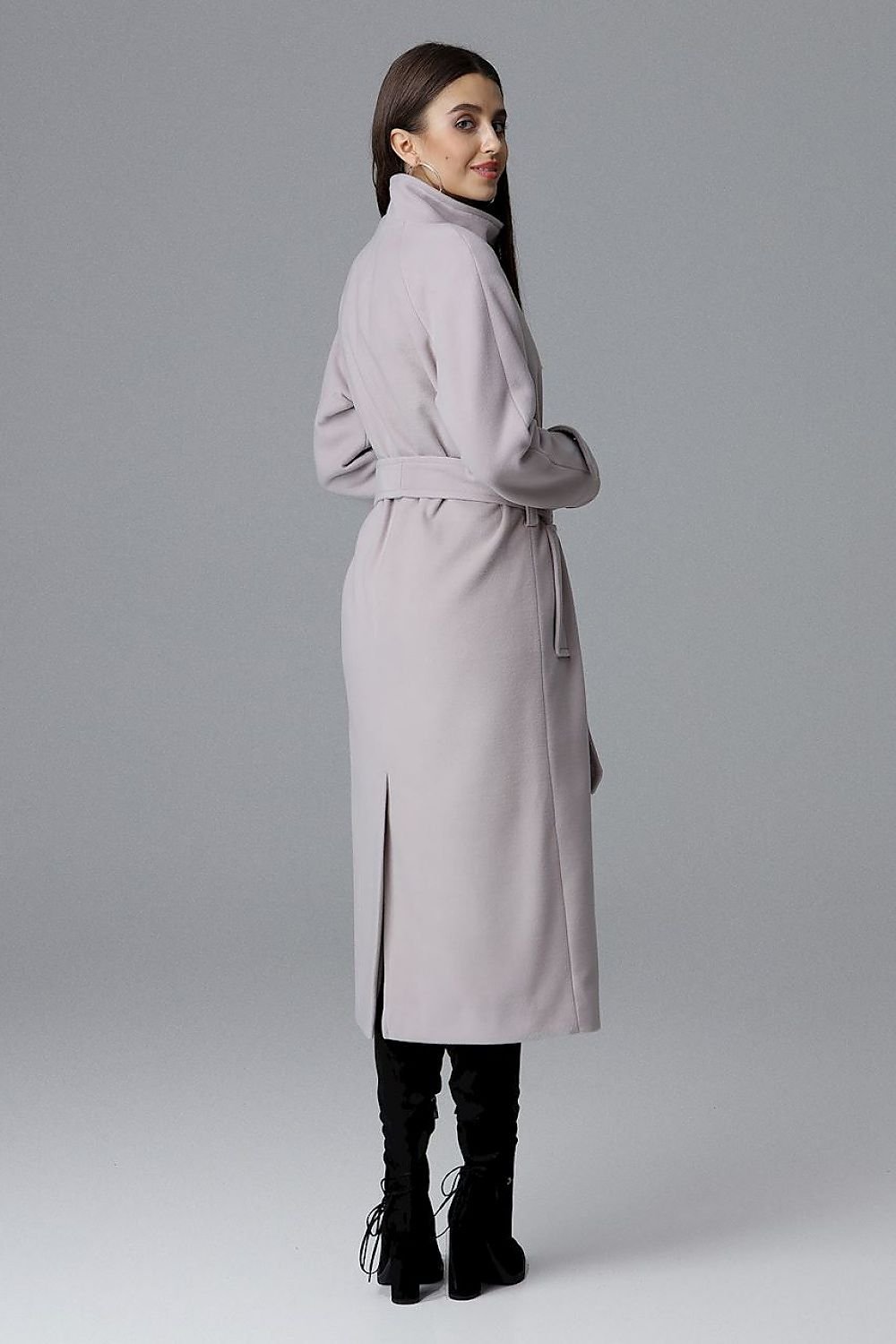  Coat model 124381 Figl 