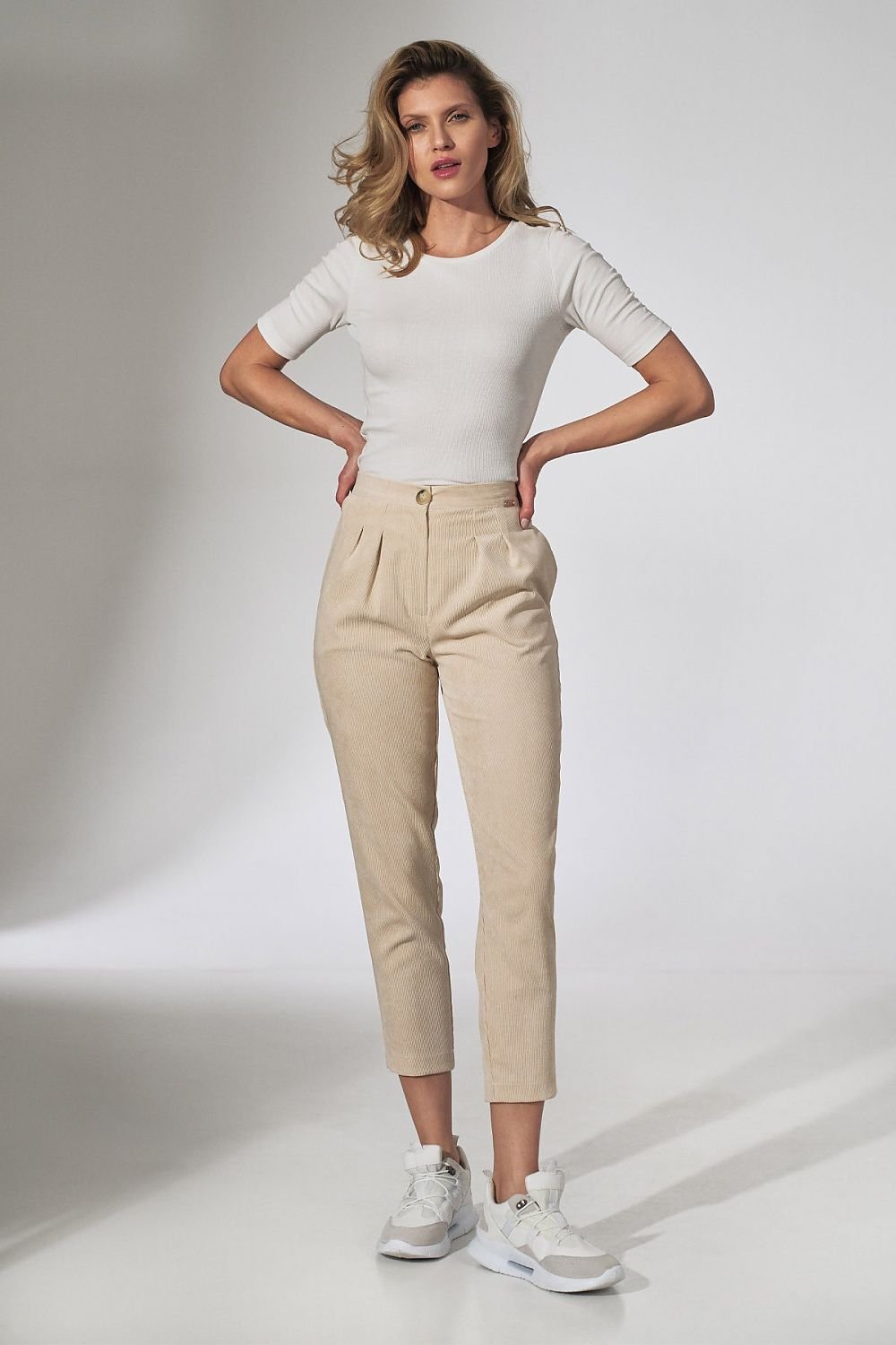  Women trousers model 151823 Figl 