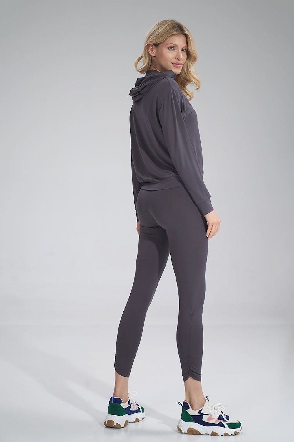  Long leggings model 155967 Figl 