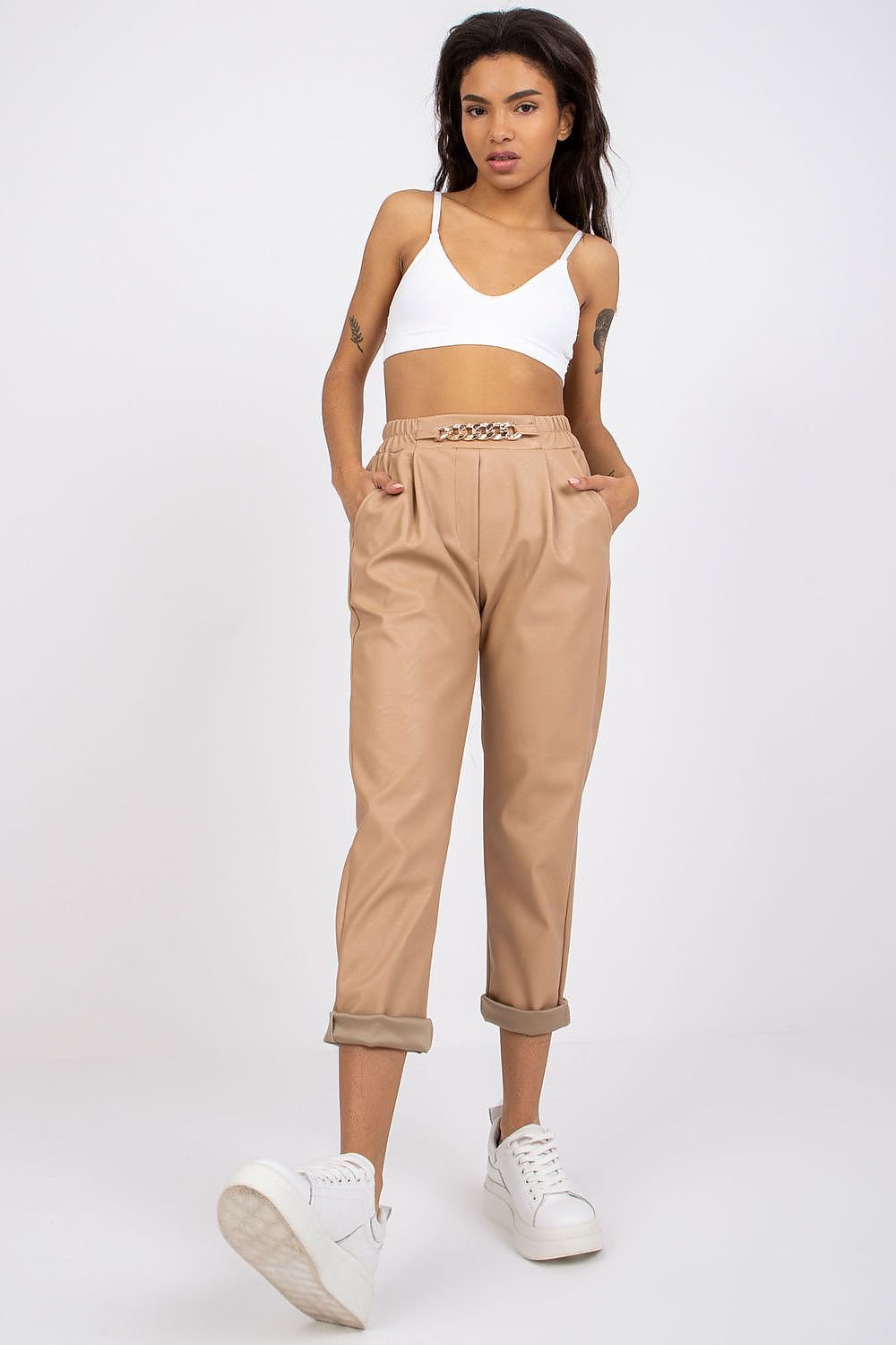  Women trousers model 167380 Italy Moda 