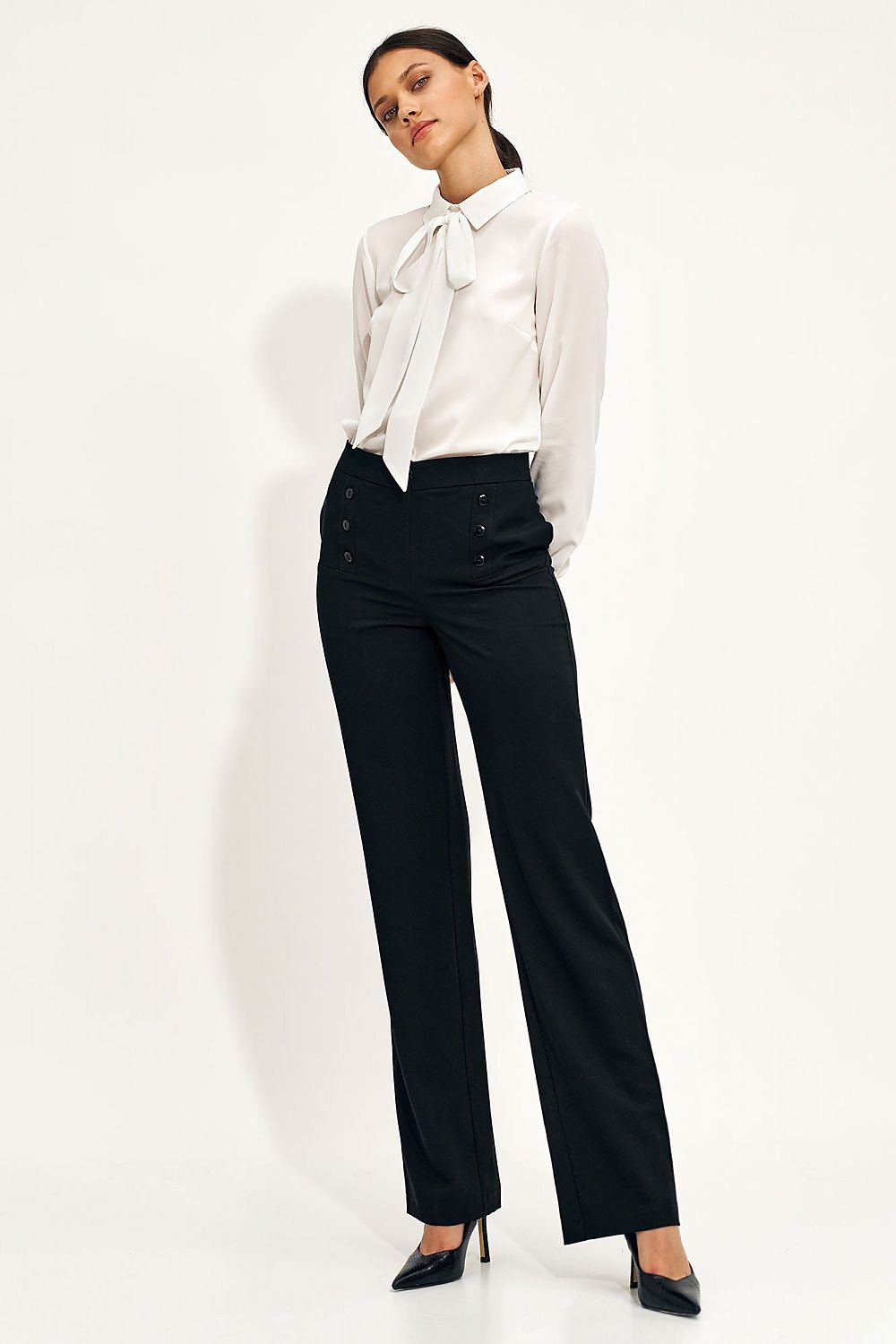  Women trousers model 171876 Nife 