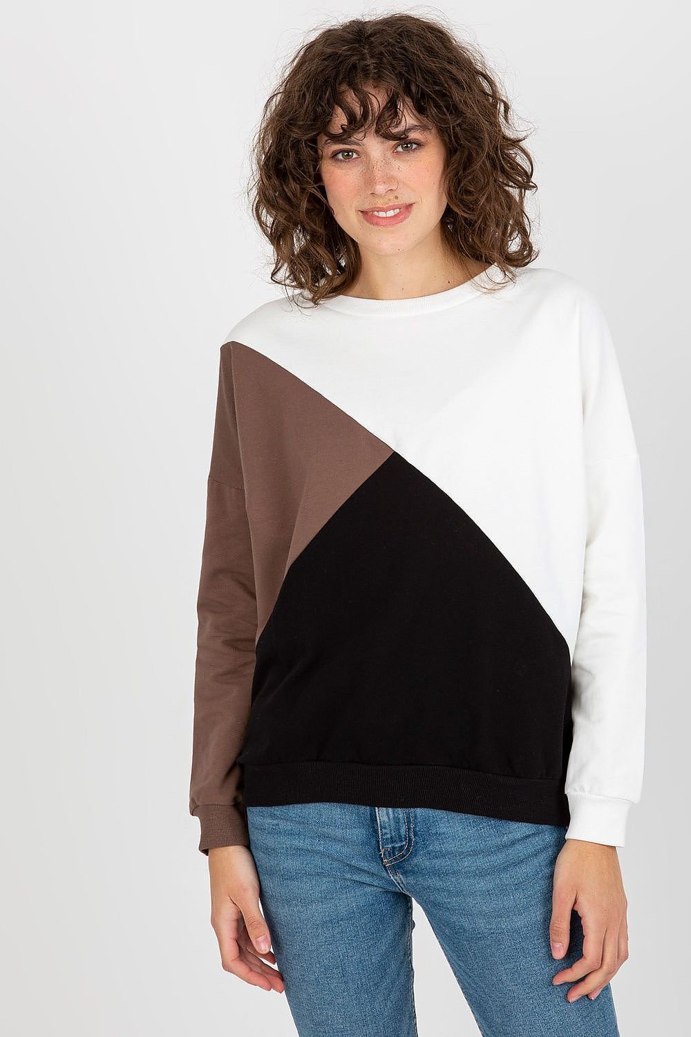  Sweatshirt model 175191 Relevance 