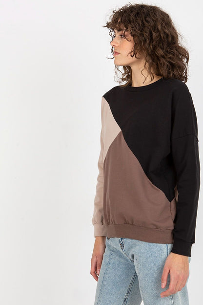  Sweatshirt model 175194 Relevance 