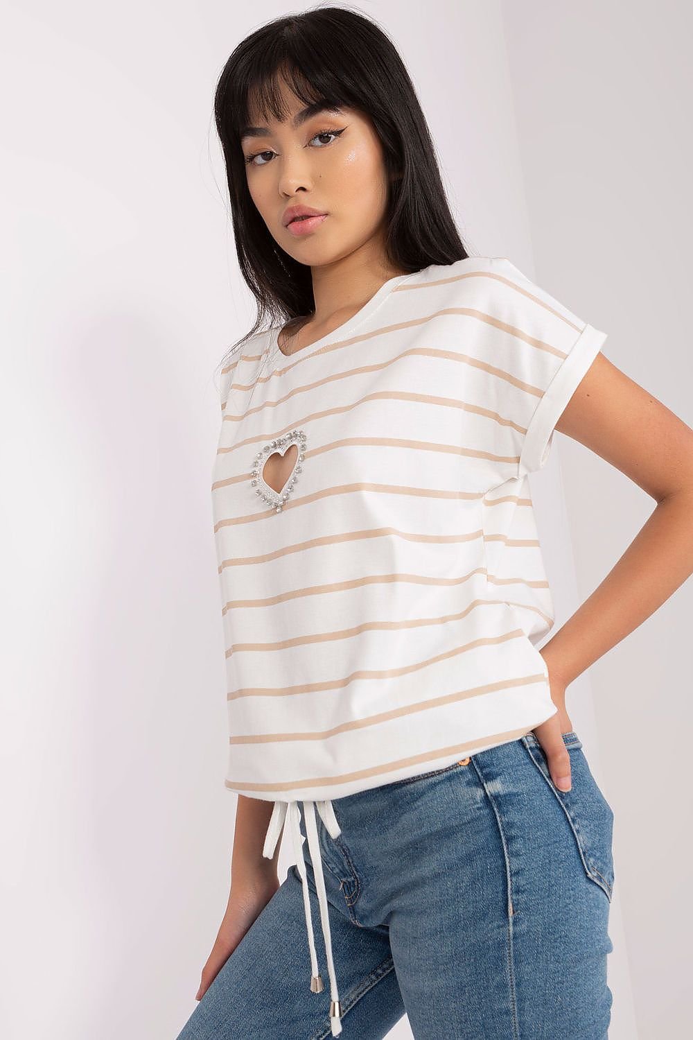  Blouse model 182139 Relevance 