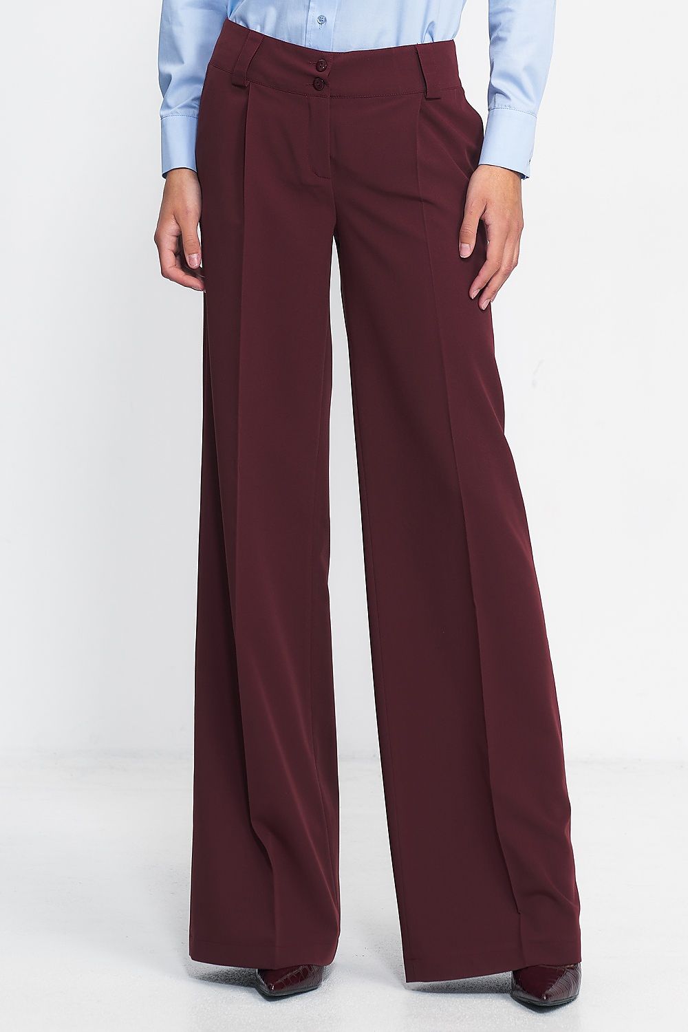  Trousers model 185193 Nife 