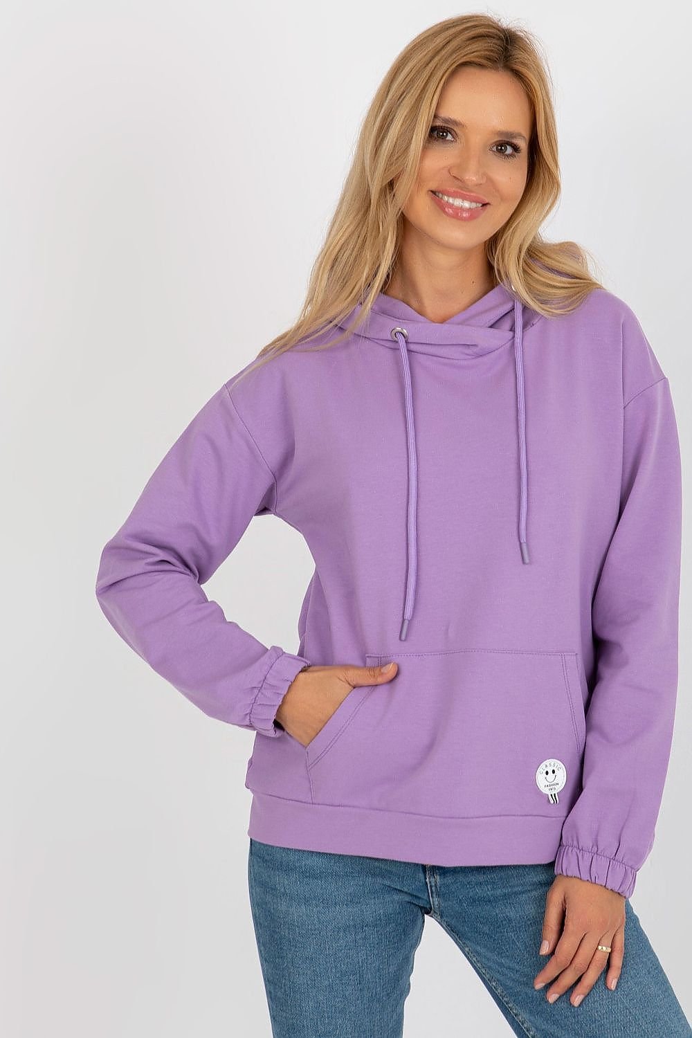  Sweatshirt model 185947 Relevance 