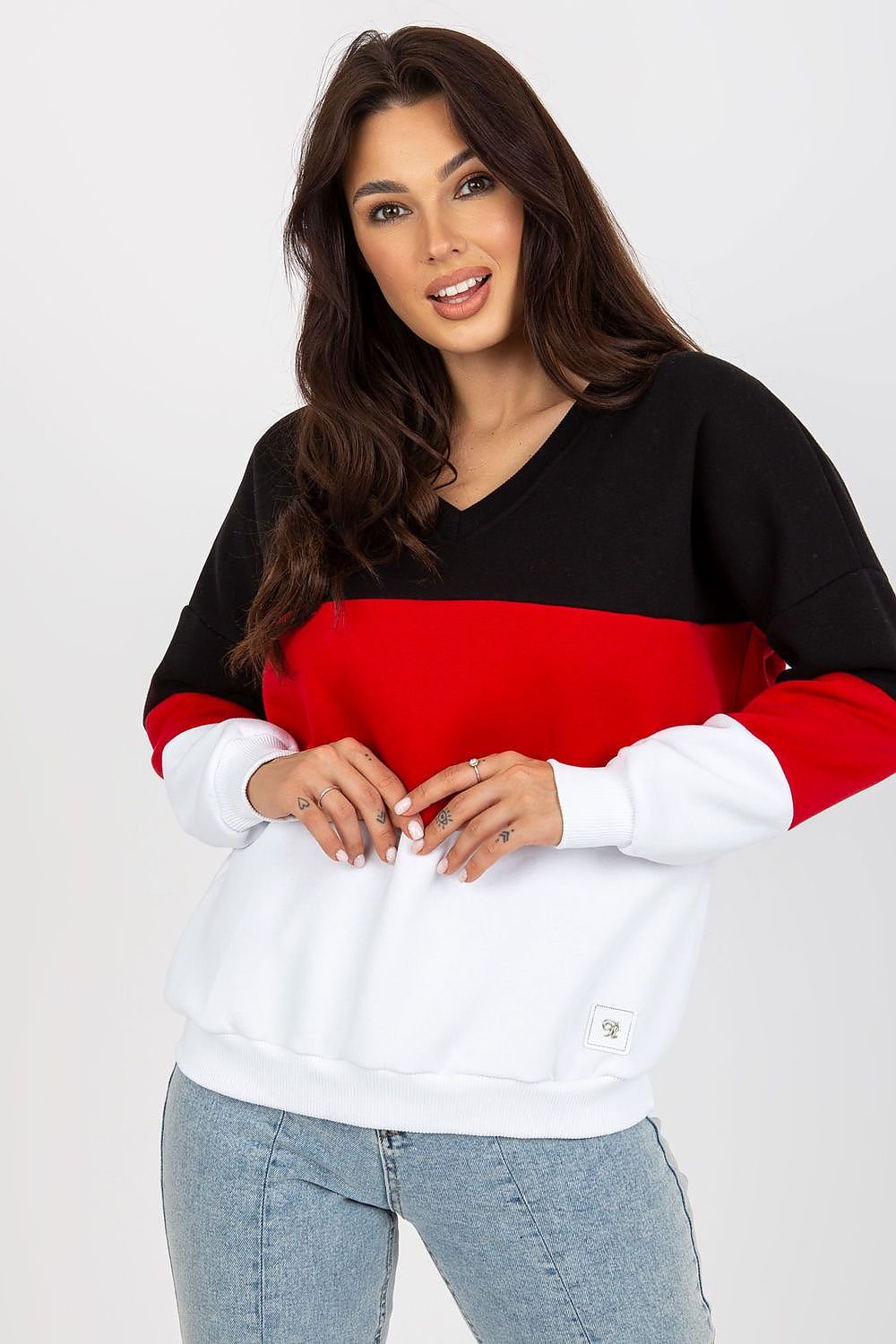  Sweatshirt model 185963 Relevance 