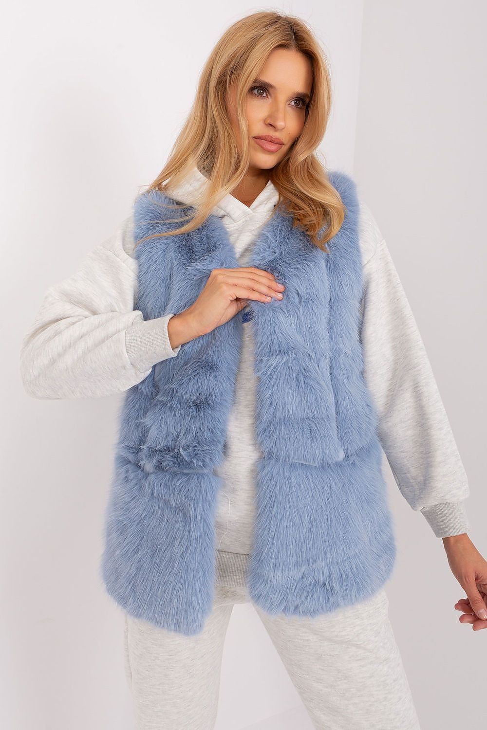  Gilet model 186706 AT 