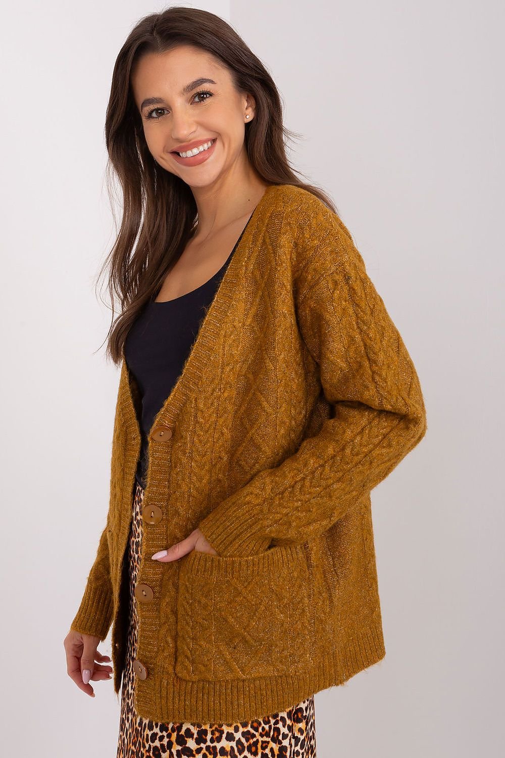  Cardigan model 186749 AT 