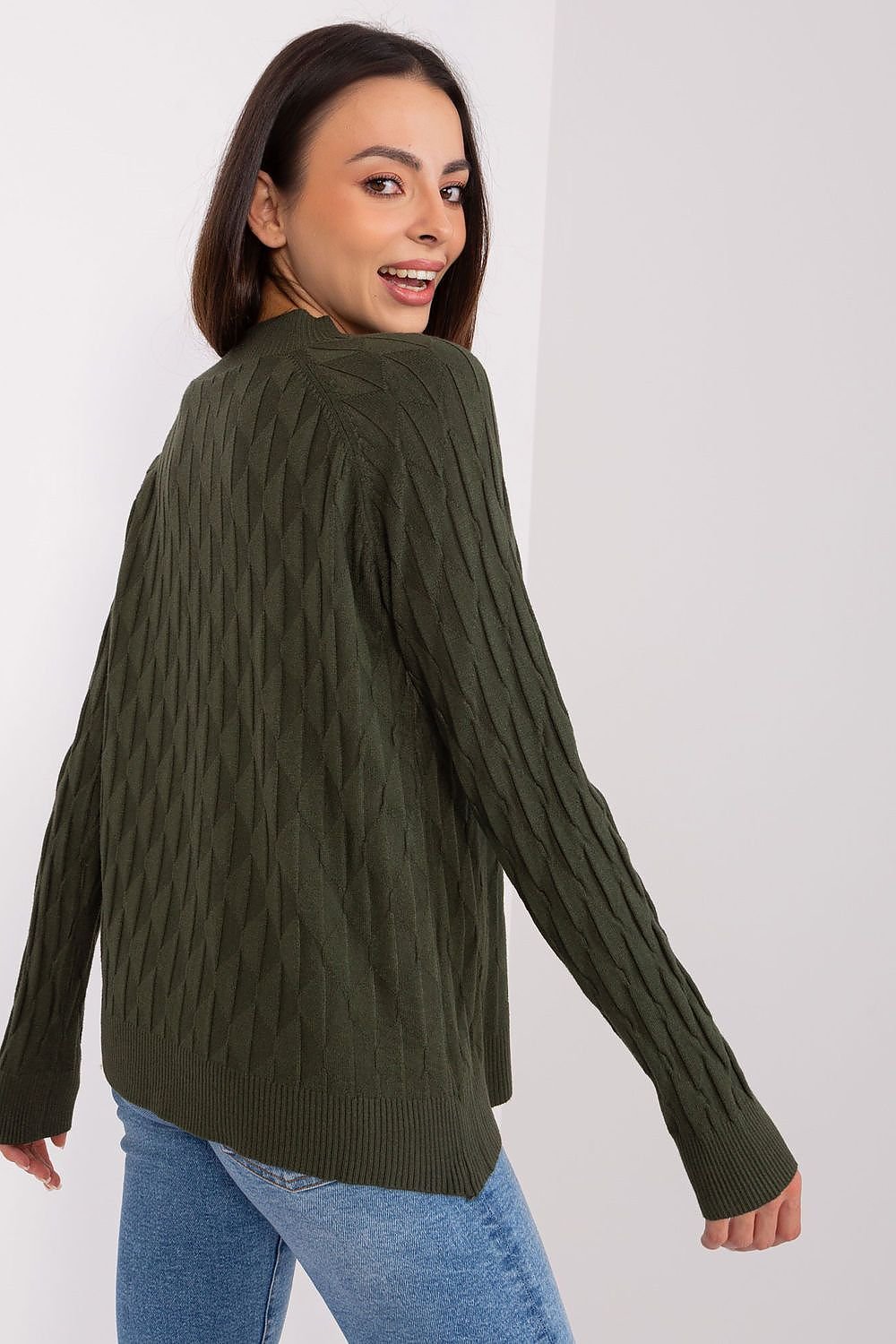  Jumper model 186824 AT 